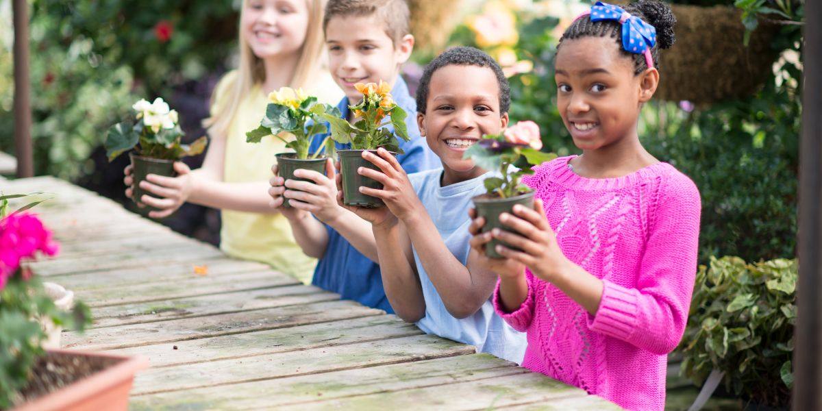 Why You Should Order Flowers Online: Benefits of a Shopify Flower Store